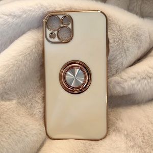 Brand New “Royal Cases”, i phone 13 case in White and Gold.